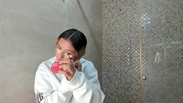 miranda villa online show from 26, 11, 2025