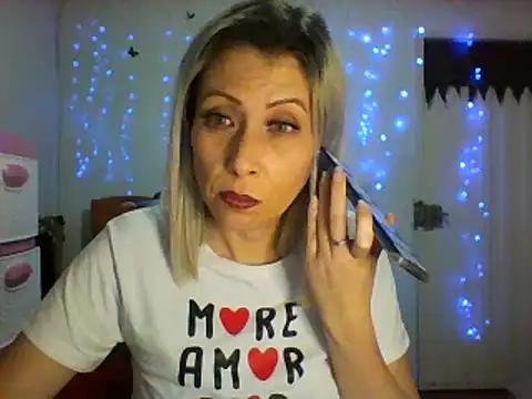 alixia81 online show from 4, 3, 2025