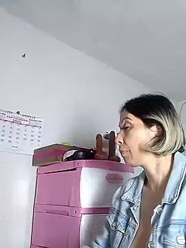 alixia81 online show from 26, 9, 2025