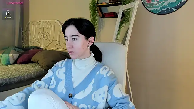 Belle Via online show from 23, 1, 2025