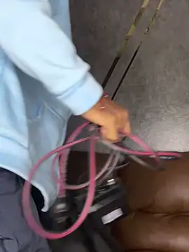 AaronCruz  online show from 3, 3, 2025