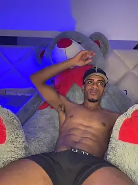 AaronCruz  online show from 9, 11, 2025