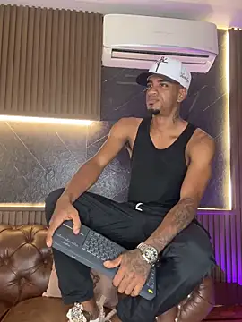 AaronCruz  online show from 27, 2, 2026