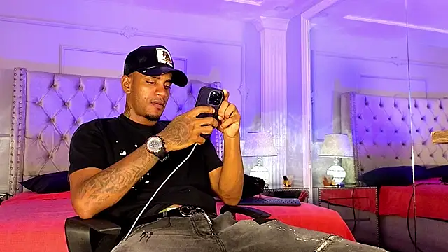 AaronCruz  online show from 22, 5, 2026