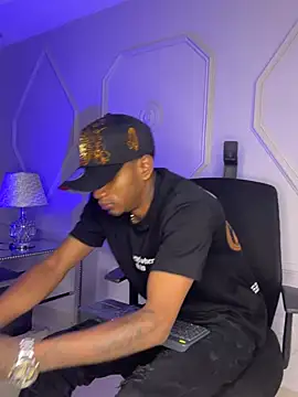 AaronCruz  online show from 13, 1, 2026