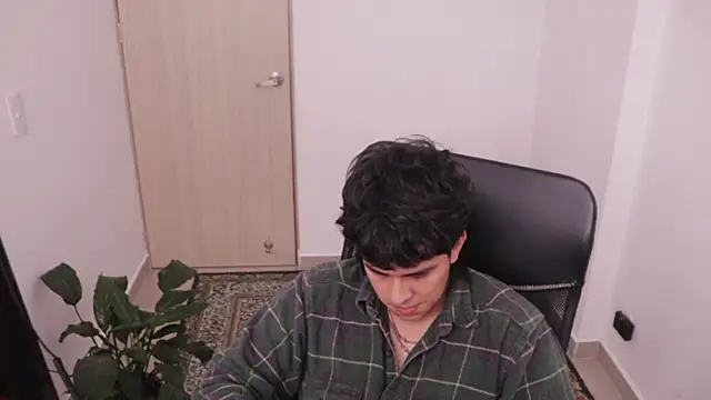 Snapshot of Tony_Hoffa chatting on 8, 2, 2026 Tony Hoffa online show from 8, 2, 2026