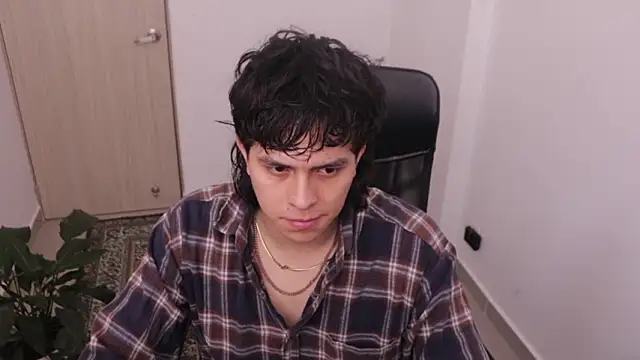 Snapshot of Tony_Hoffa chatting on 7, 2, 2026 Tony Hoffa online show from 7, 2, 2026