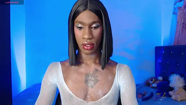 Kendall Gil online show from 28, 2, 2025