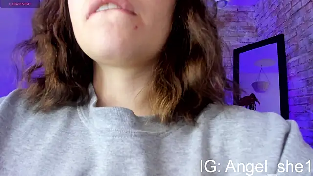 Cherry xoxx online show from 18, 12, 2025