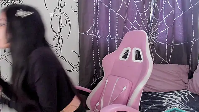 AlyRoses online show from 17, 6, 2026