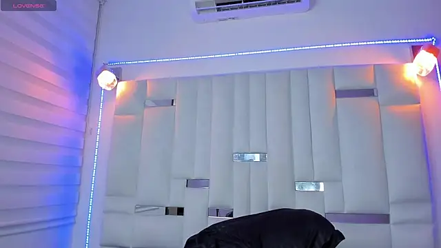 Jacoob19  online show from 6, 3, 2025