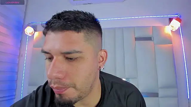 Jacoob19  online show from 3, 3, 2025