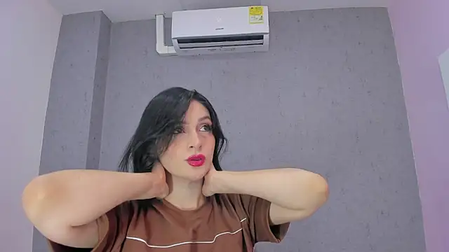 Snapshot of Tiffany_mendez chatting on 12, 11, 2025 Tiffany mendez online show from 12, 11, 2025