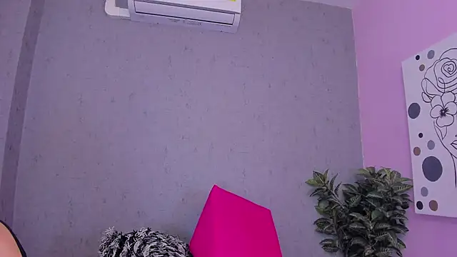 Tiffany mendez online show from 11, 4, 2026