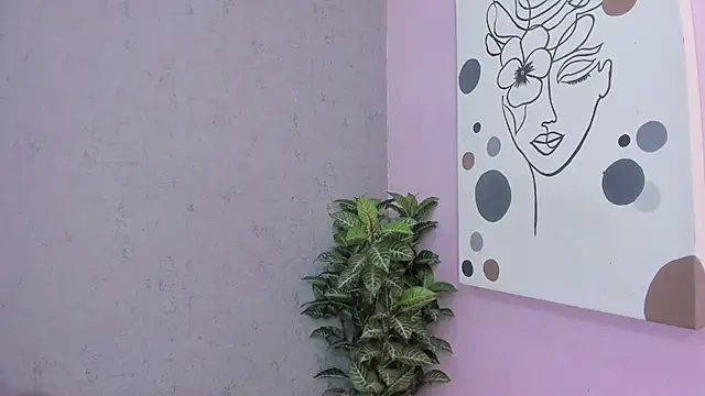 Snapshot of Tiffany_mendez chatting on 25, 11, 2025 Tiffany mendez online show from 25, 11, 2025