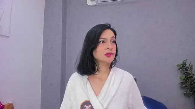 Tiffany mendez online show from 5, 12, 2025