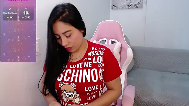 Snapshot of ivanacoper chatting on 4, 1, 2025 ivanacoper online show from 4, 1, 2025