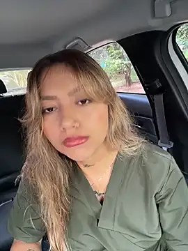 amanda-medrano1 online show from 2, 6, 2026