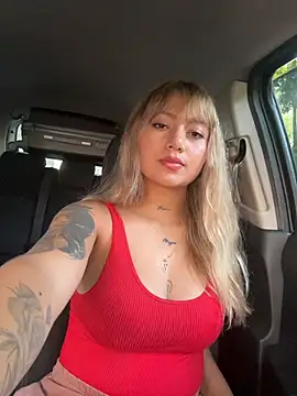 amanda-medrano1 online show from 14, 2, 2026