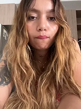 amanda-medrano1 online show from 13, 3, 2025