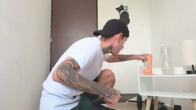 Saturno v online show from 13, 11, 2025