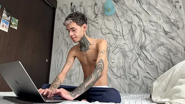 Saturno v online show from 28, 3, 2026