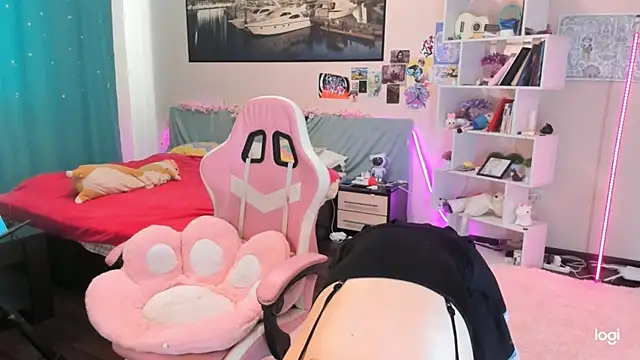 Ramona Johnson online show from 24, 2, 2025