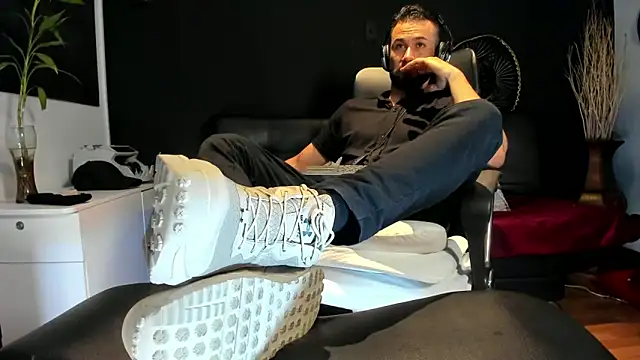 alessandro wye online show from 27, 10, 2025