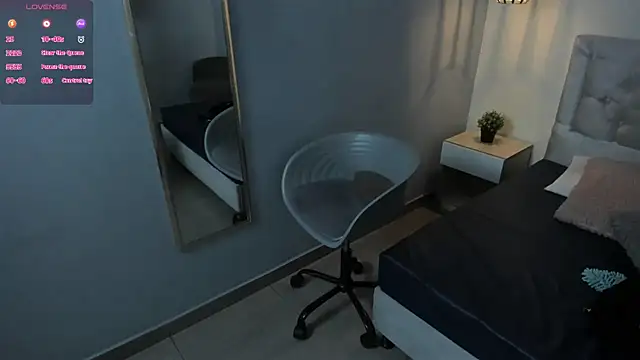 Snapshot of escarleth__ chatting on 18, 7, 2026 escarleth online show from 18, 7, 2026