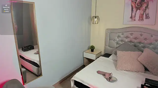 escarleth   online show from 15, 1, 2026