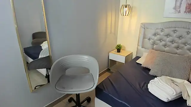 Snapshot of escarleth__ chatting on 16, 6, 2026 escarleth online show from 16, 6, 2026