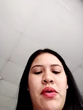 Miia grand online show from 25, 2, 2025