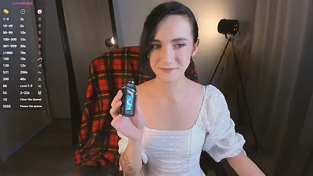 Dearly kitty online show from 7, 11, 2025