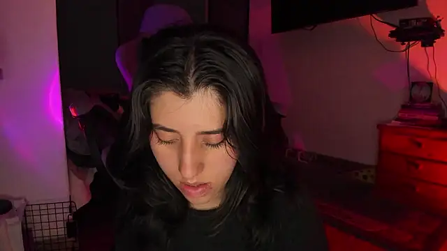 Bunnyy095 online show from 17, 2, 2026