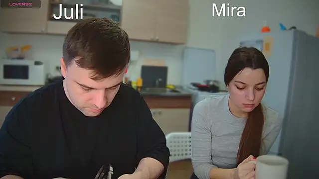 fcjuicy pussy online show from 5, 3, 2025