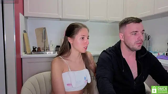 fcjuicy pussy online show from 19, 9, 2025