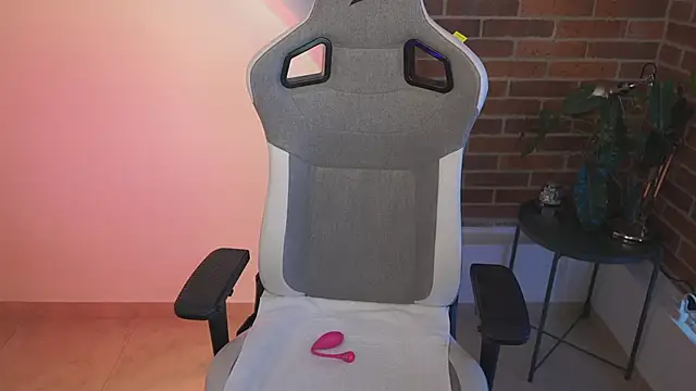 anyacutex online show from 16, 3, 2025