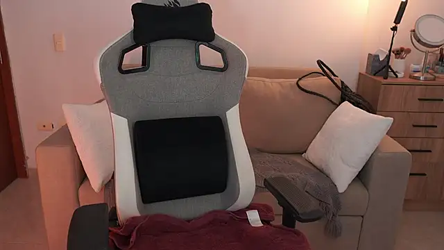 anyacutex online show from 12, 2, 2026