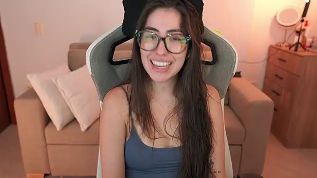 anyacutex online show from 16, 4, 2026