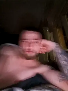 wariacik0024 online show from 4, 4, 2026