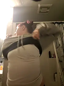 lilbishmiss online show from 9, 2, 2026