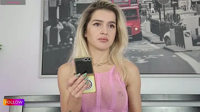 Sarah-Hart online show from 1, 10, 2025