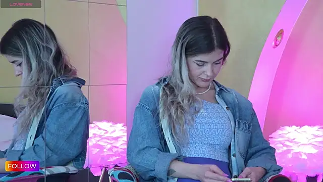 Sarah-Hart online show from 18, 2, 2025