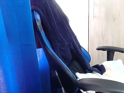 Erotic latina online show from 8, 10, 2025