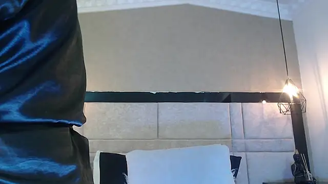 kimCosseyy online show from 4, 10, 2025