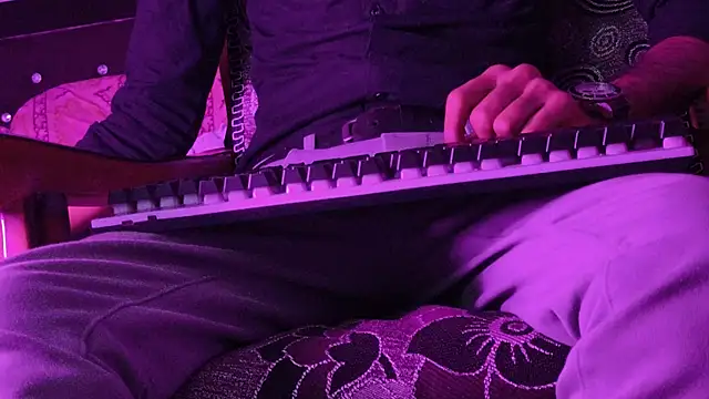 Habibi big b online show from 4, 11, 2025