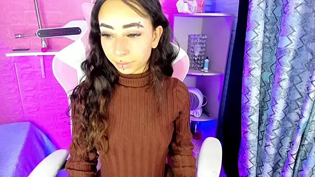 hanna  azumi online show from 28, 11, 2025