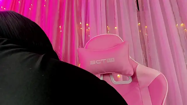 hanna  azumi online show from 1, 3, 2025