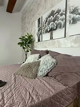 MilaTeenX online show from 4, 6, 2026