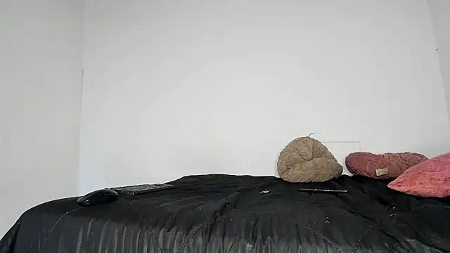 edwin mosquera1 online show from 11, 4, 2026